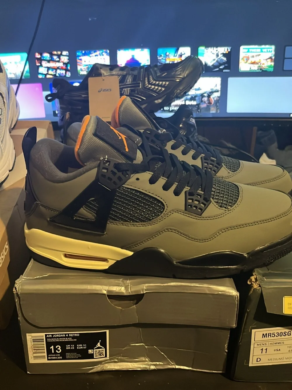 Jordan classic silhouette